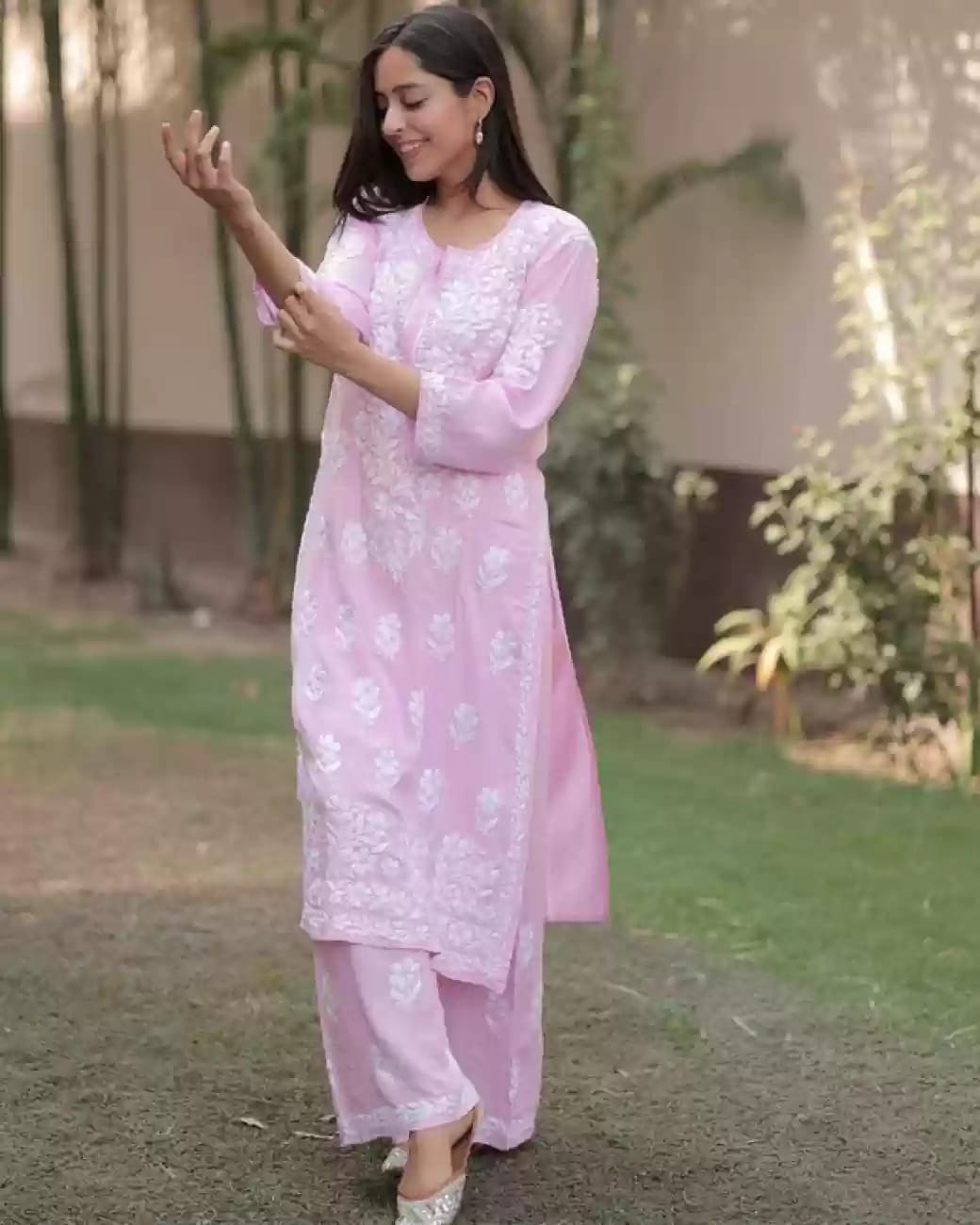 PINK Women Embroidery Chikankari Kurti Plazzo set