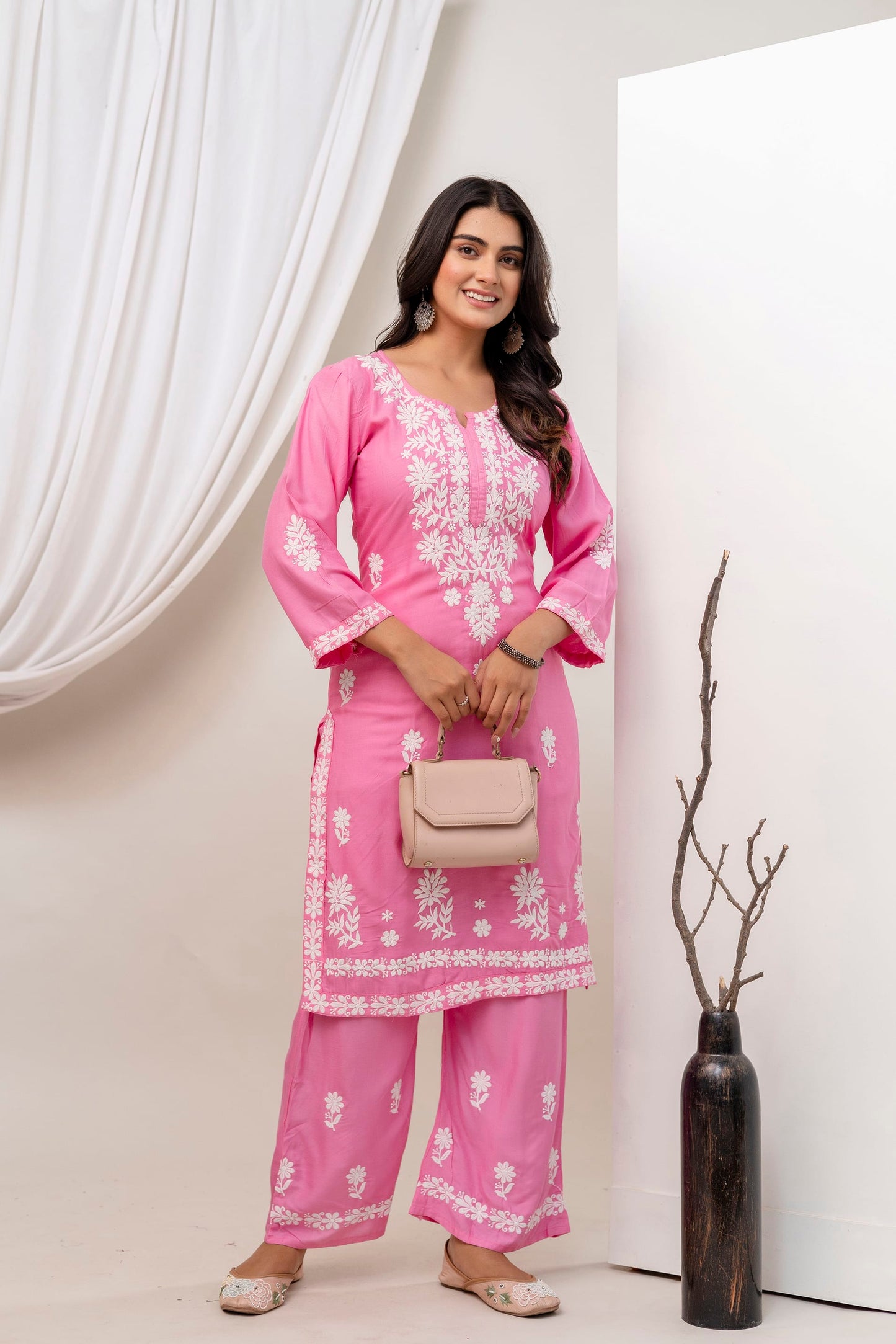 PINK Beautiful Embroidered Chikankari Kurta Set