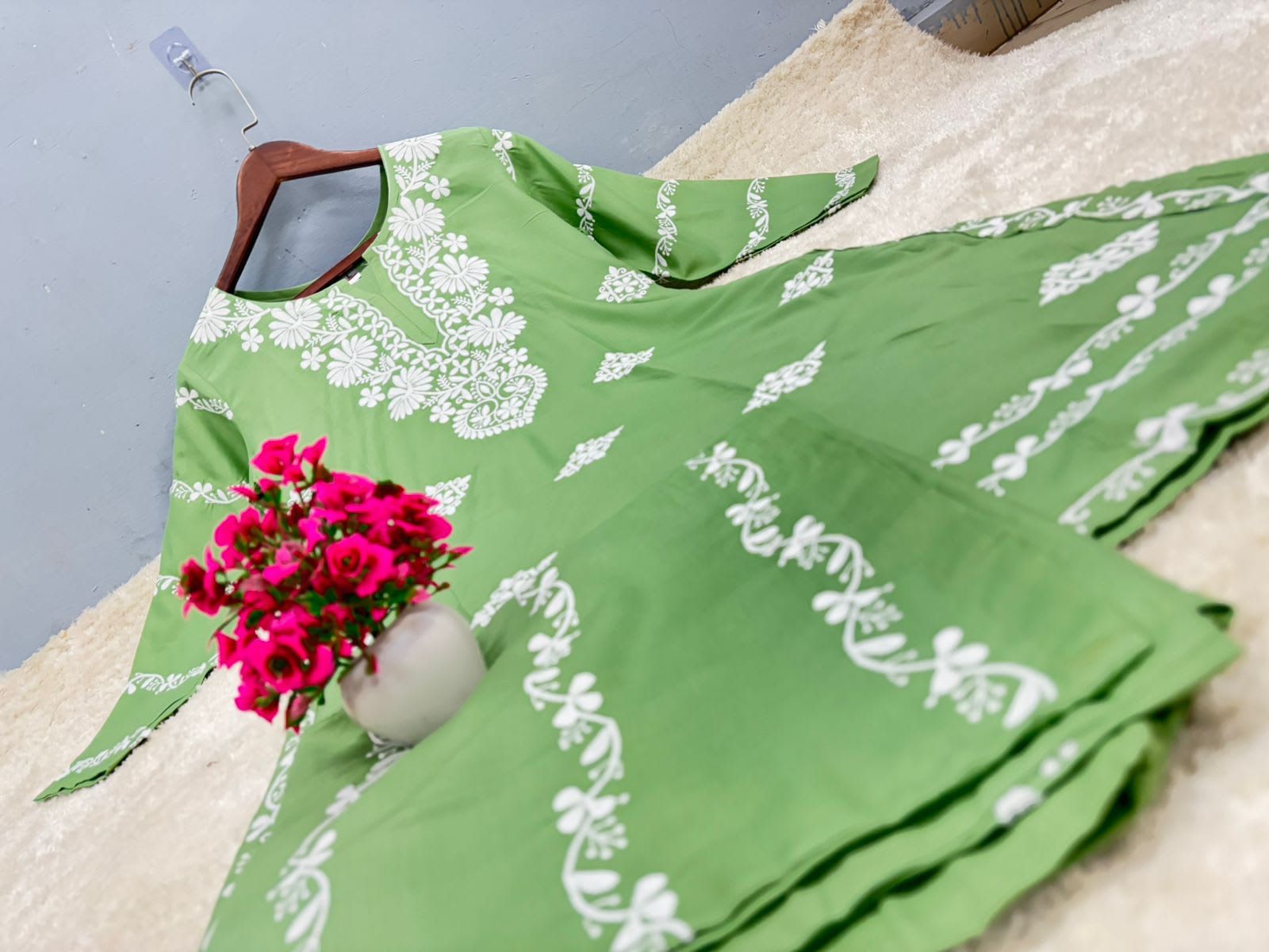 Pista  Chikankari Kurti With Matching Printed Plazzo Suit 2Ps For Women