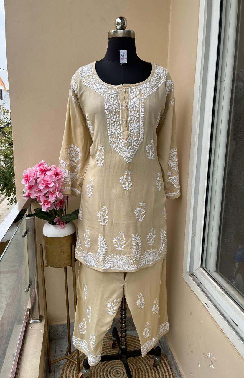 KHAKHI Women Embroidered Straight Kurta & Plazzo