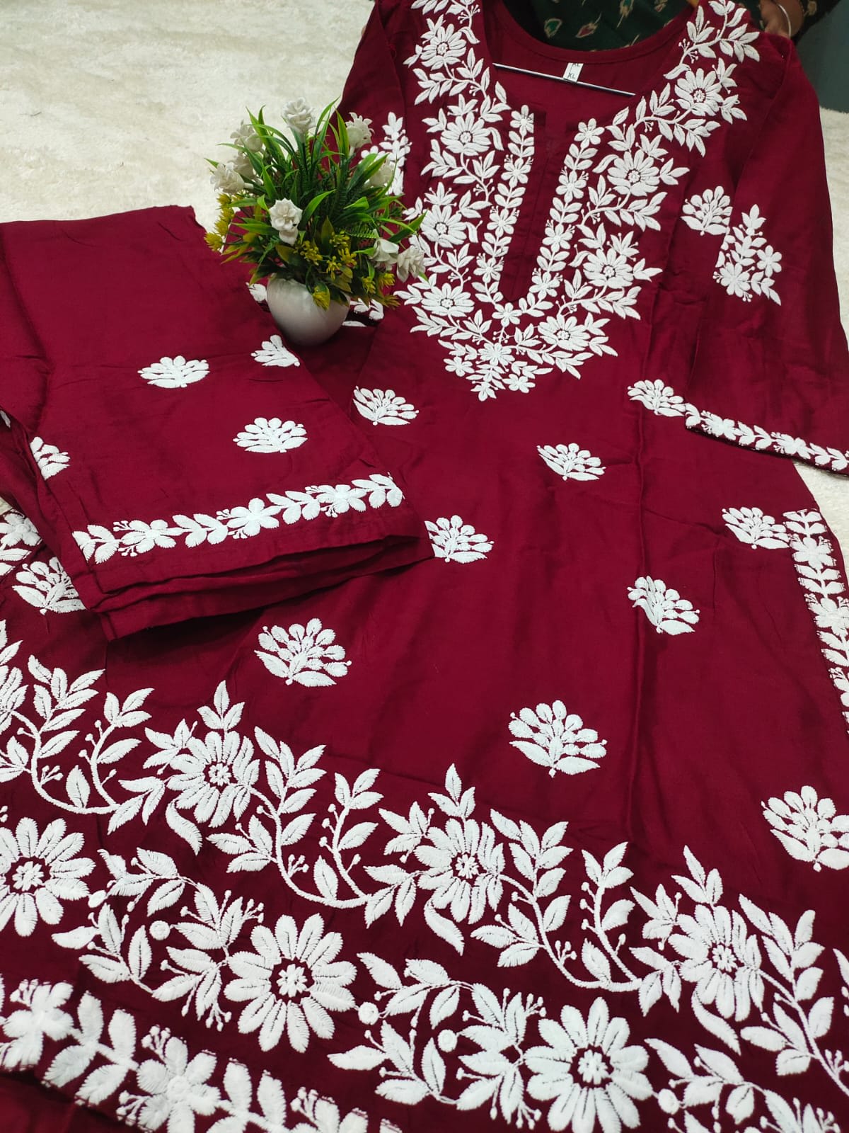 MAROON Women Embroidery Chikankari Kurti Plazzo set