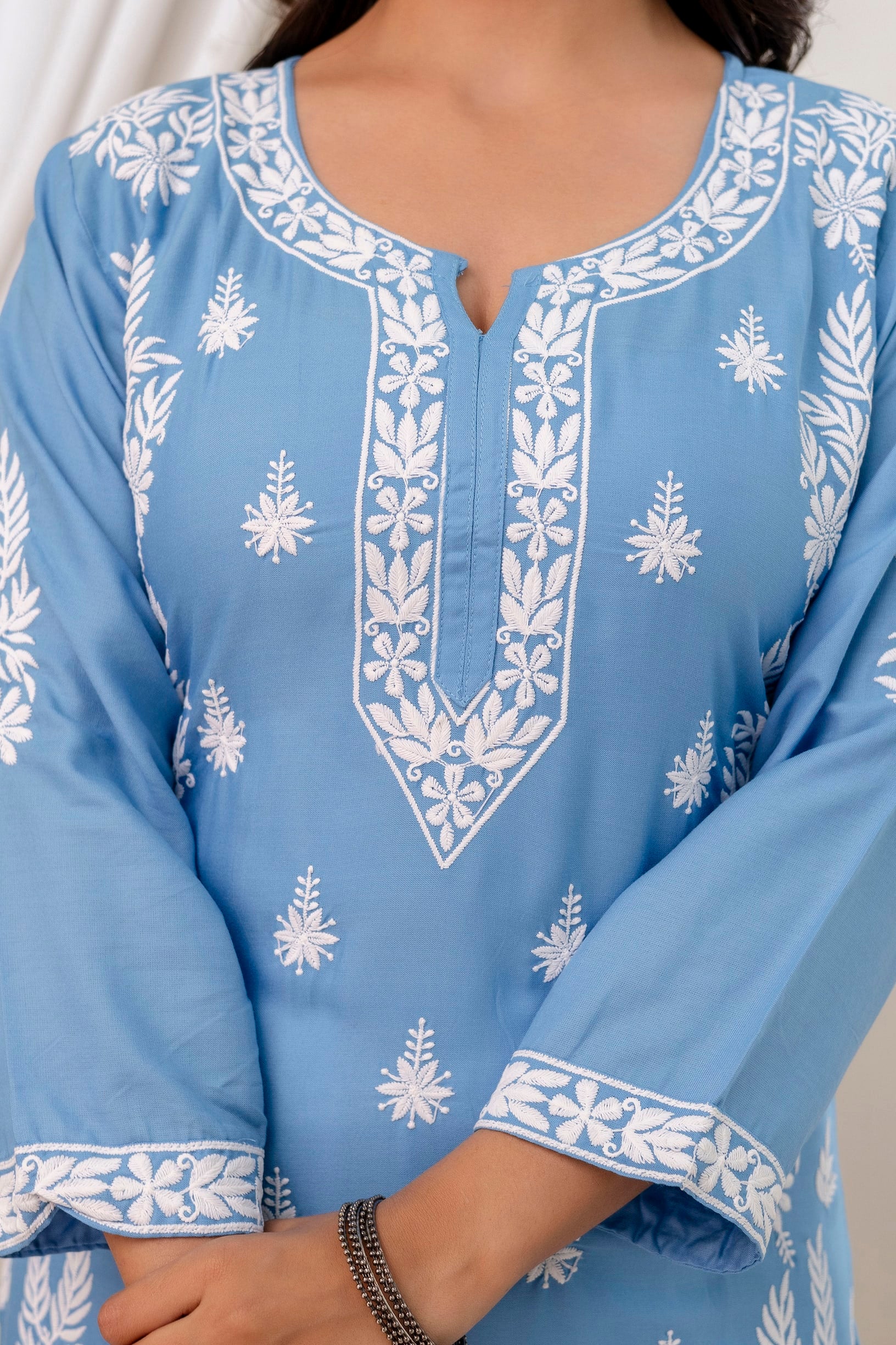 D SKY Women Embroidered Chikankari Modal Kurta Set