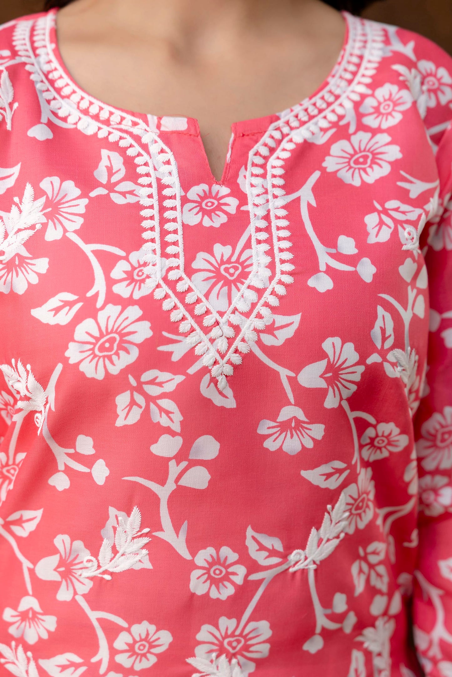 GAJARI Women's Cotton Blend Chikankari Embroidered Straight Kurta Set