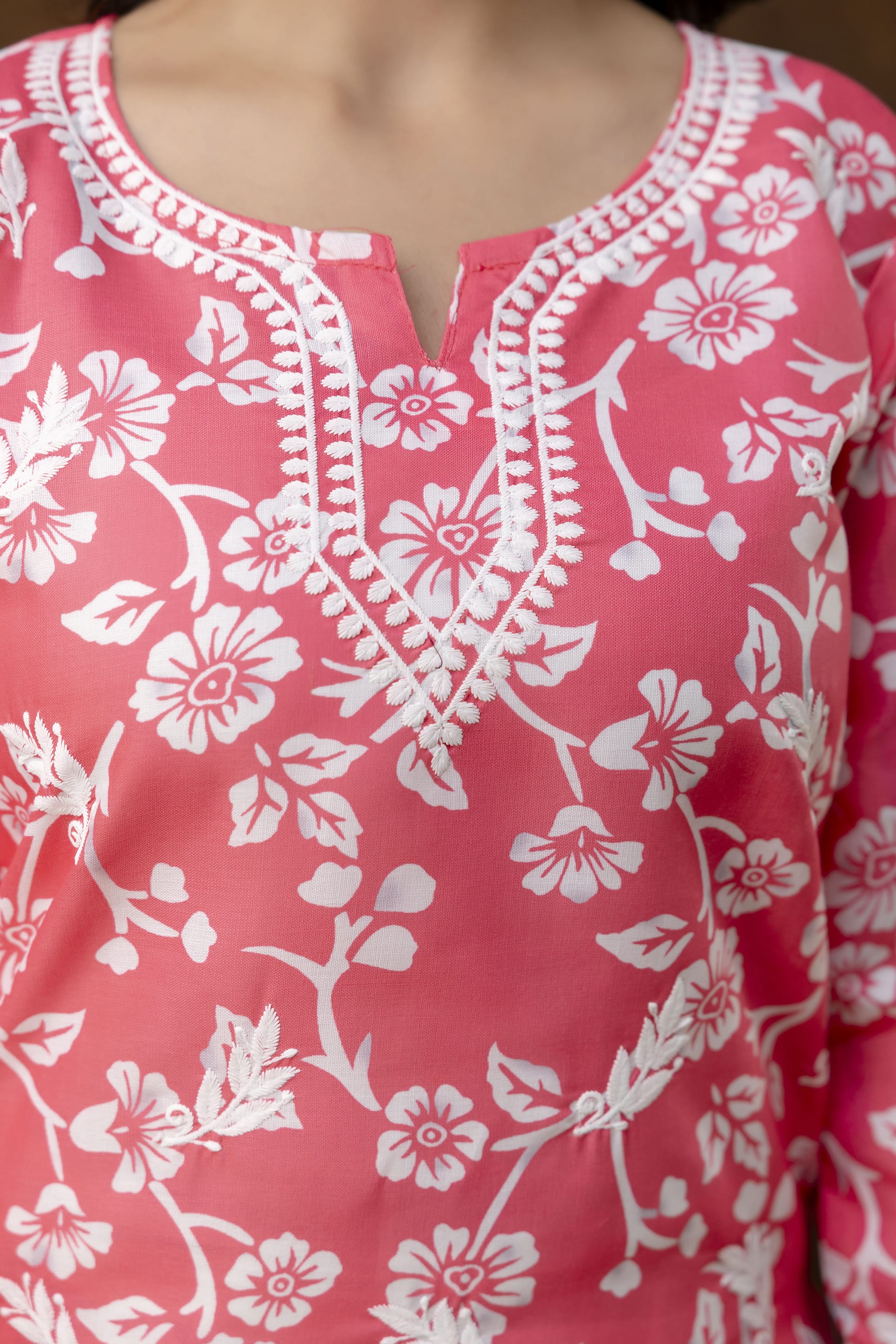 GAJARI Women's Cotton Blend Chikankari Embroidered Straight Kurta Set