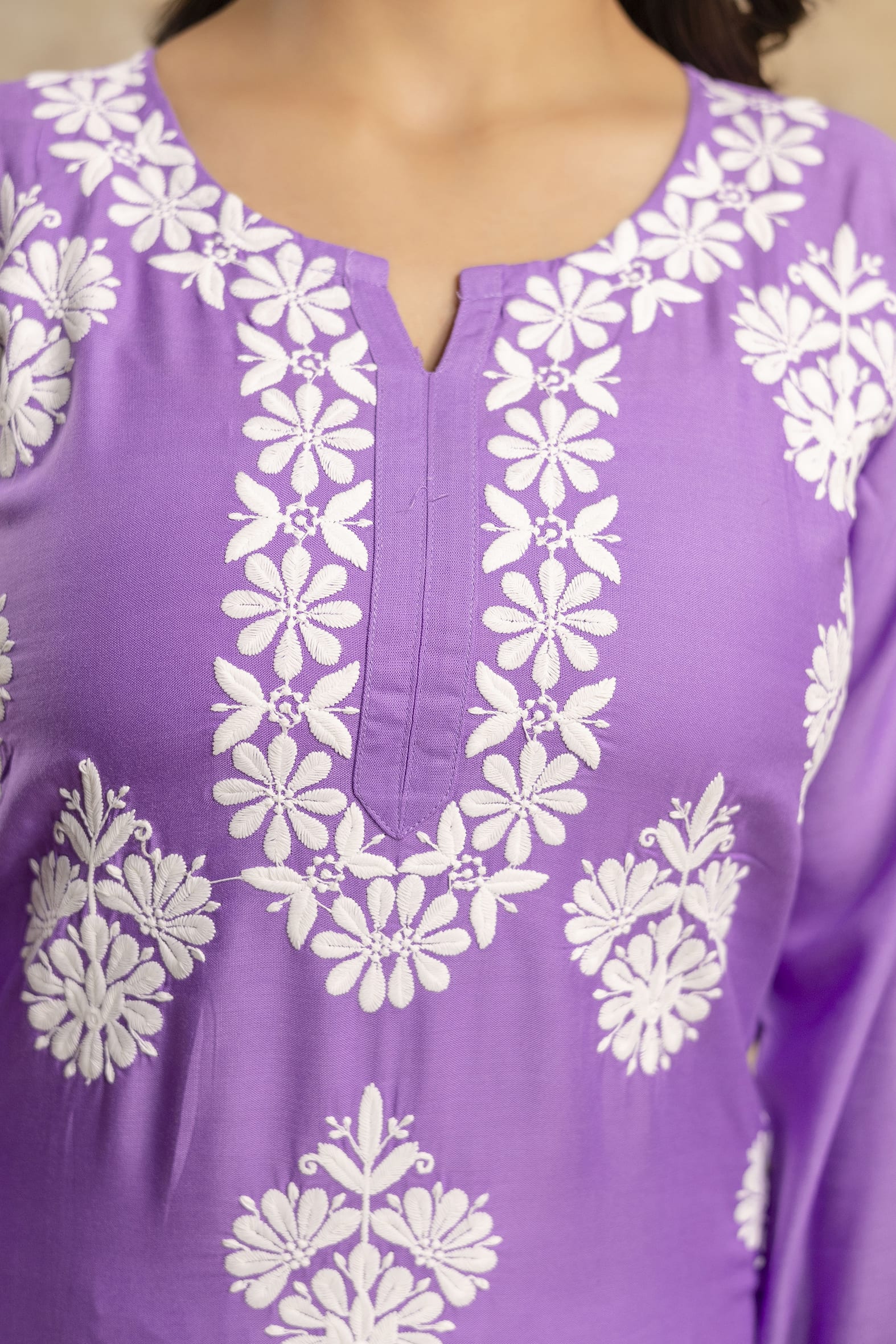 LIGHT PURPLE Floral Embroidered Round Neck Chikankari Straight Kurta with Palazzos