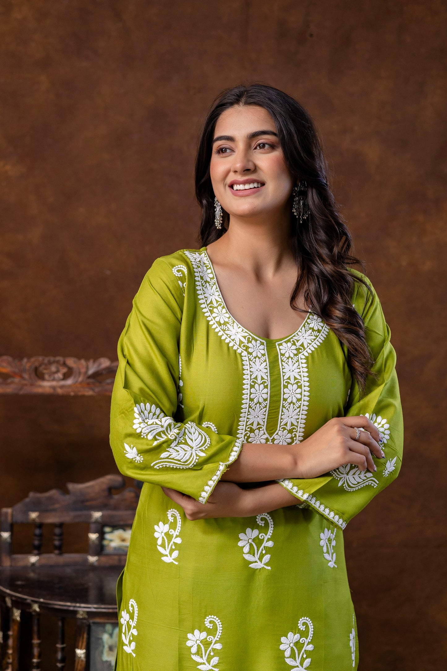 MEHNDI Women Rayon Ethnic Top Plazzo Set