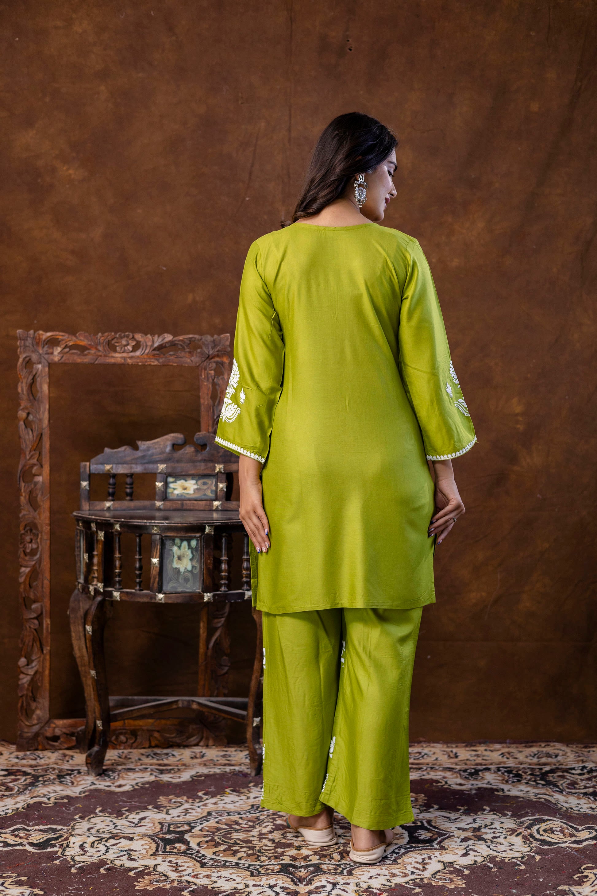 MEHNDI Women Rayon Ethnic Top Plazzo Set