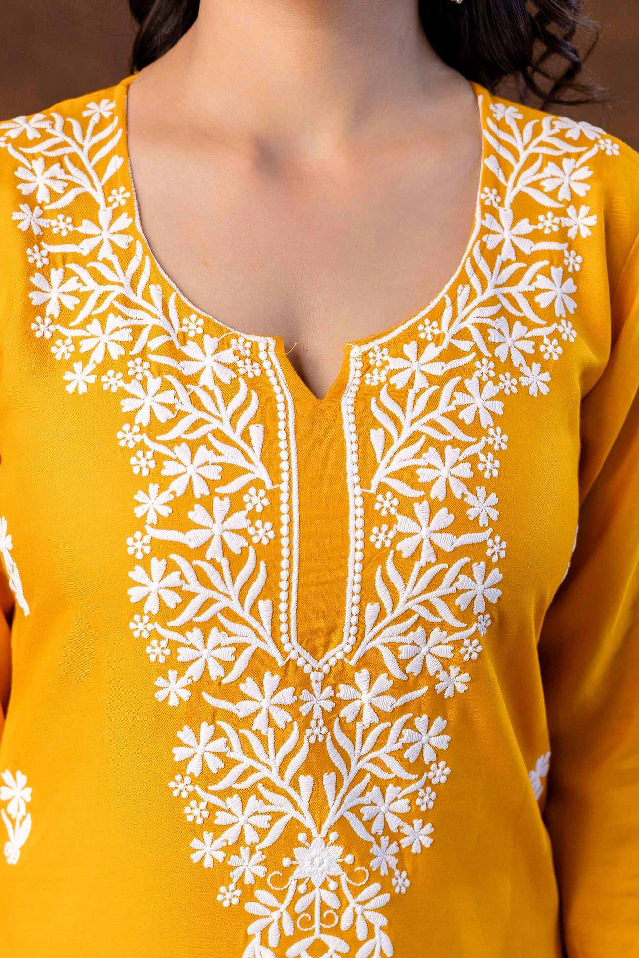 MUSTER Women Embroidered Straight Kurta & Palazzos Set