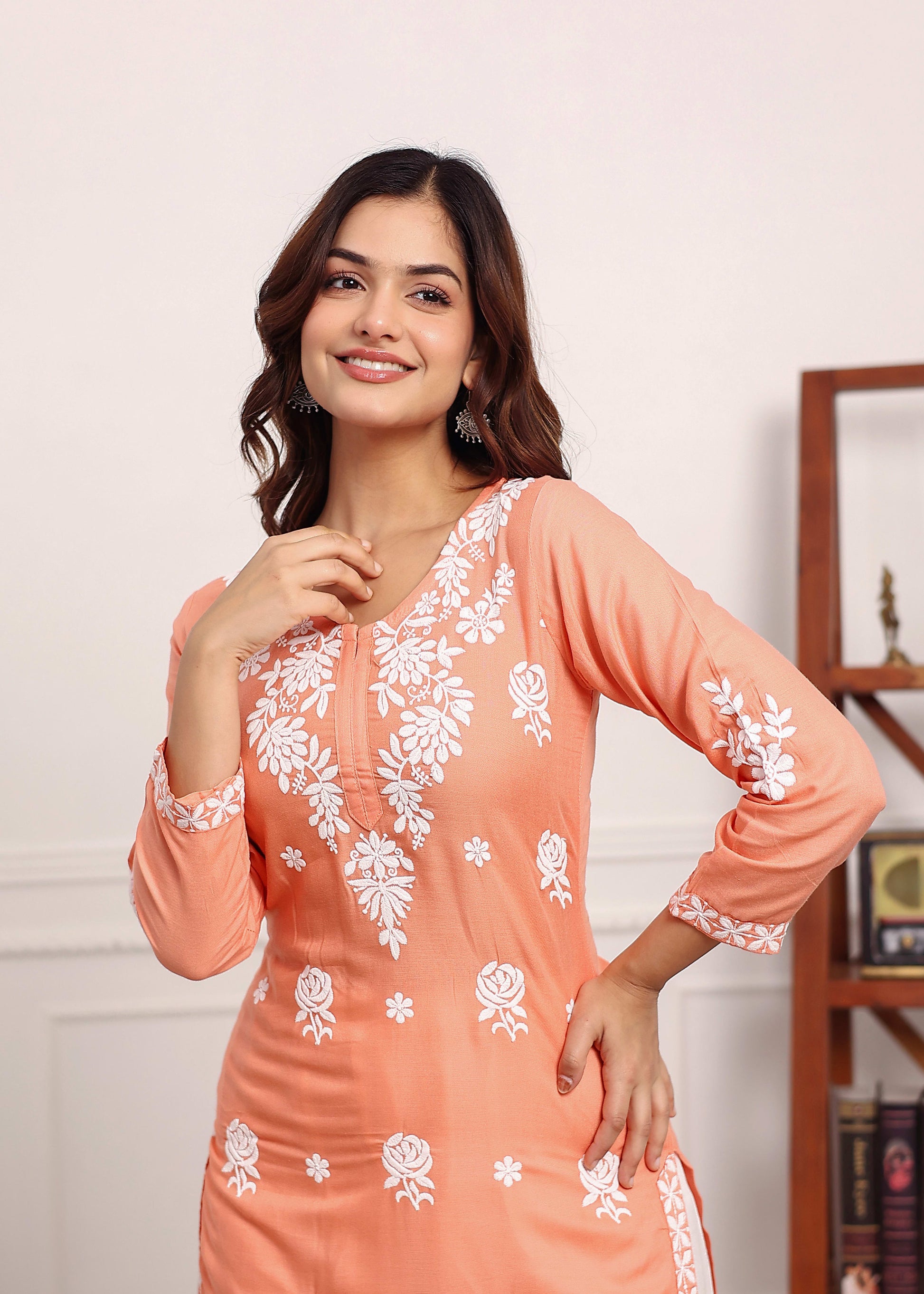 PEACH Ladies Kurti Set - Buy Ladies Kurti Set online in India