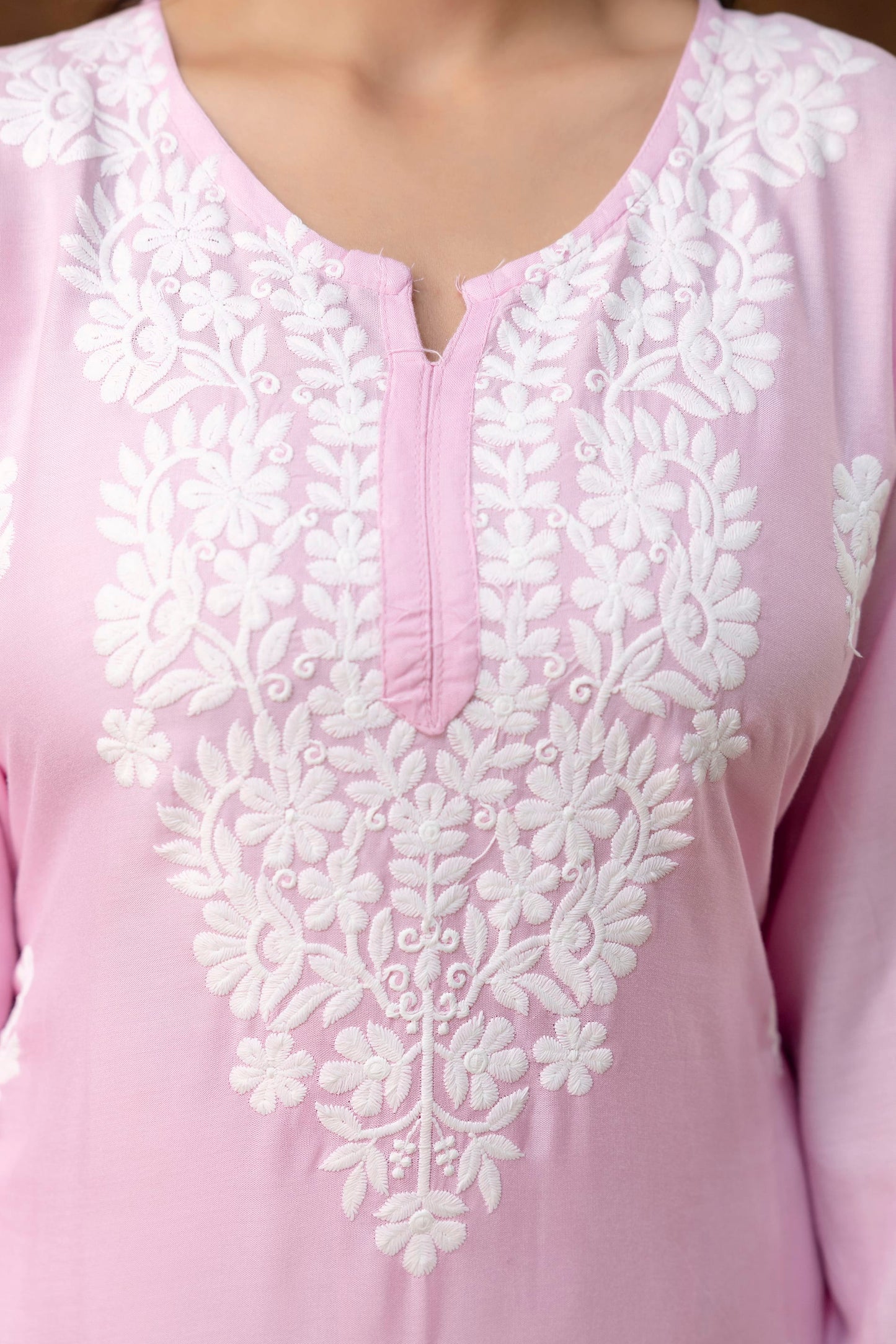 PINK  Women Rayon Embroidered Kurta Set