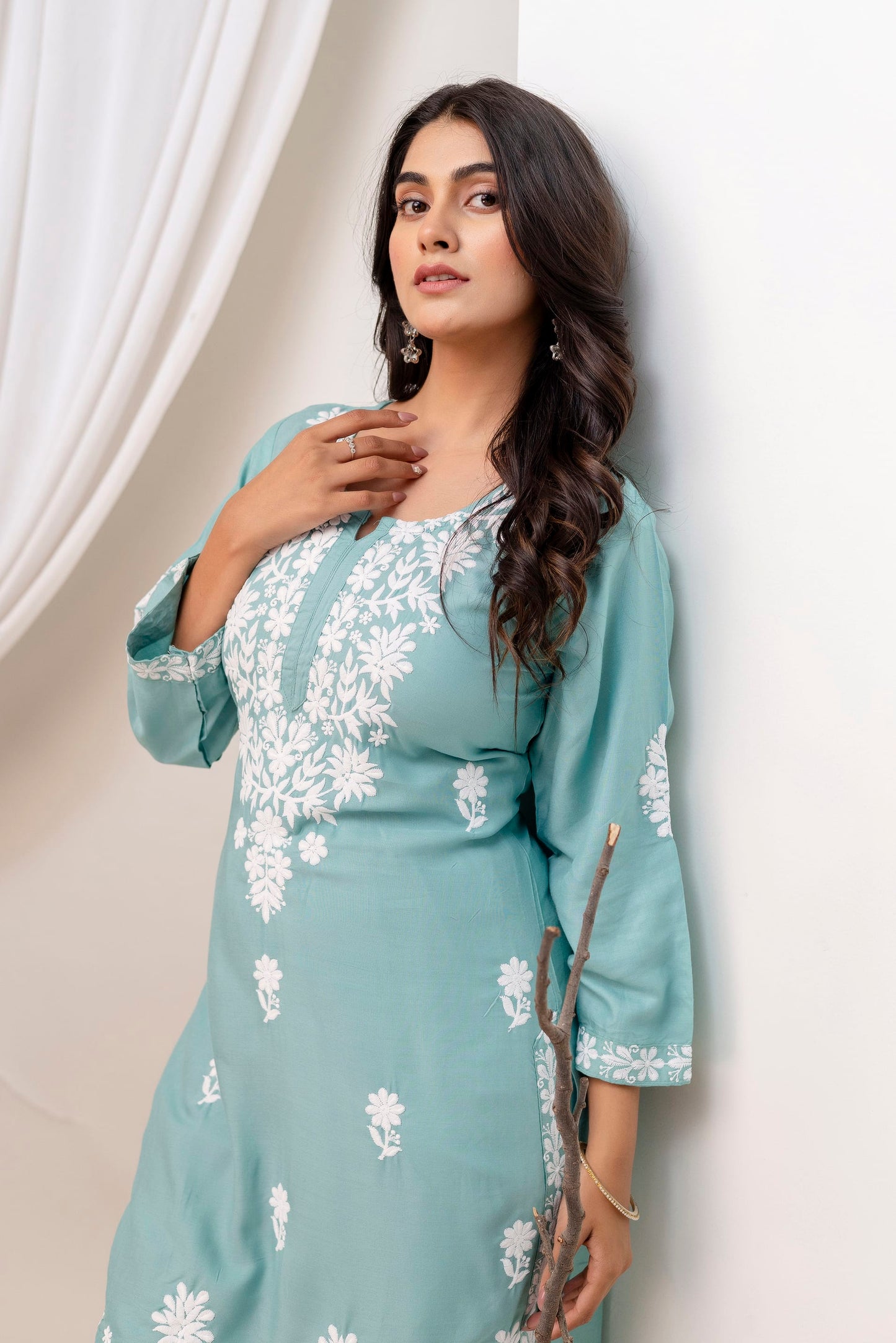 RAMA GREEN Beautiful Embroidered Chikankari Kurta Set