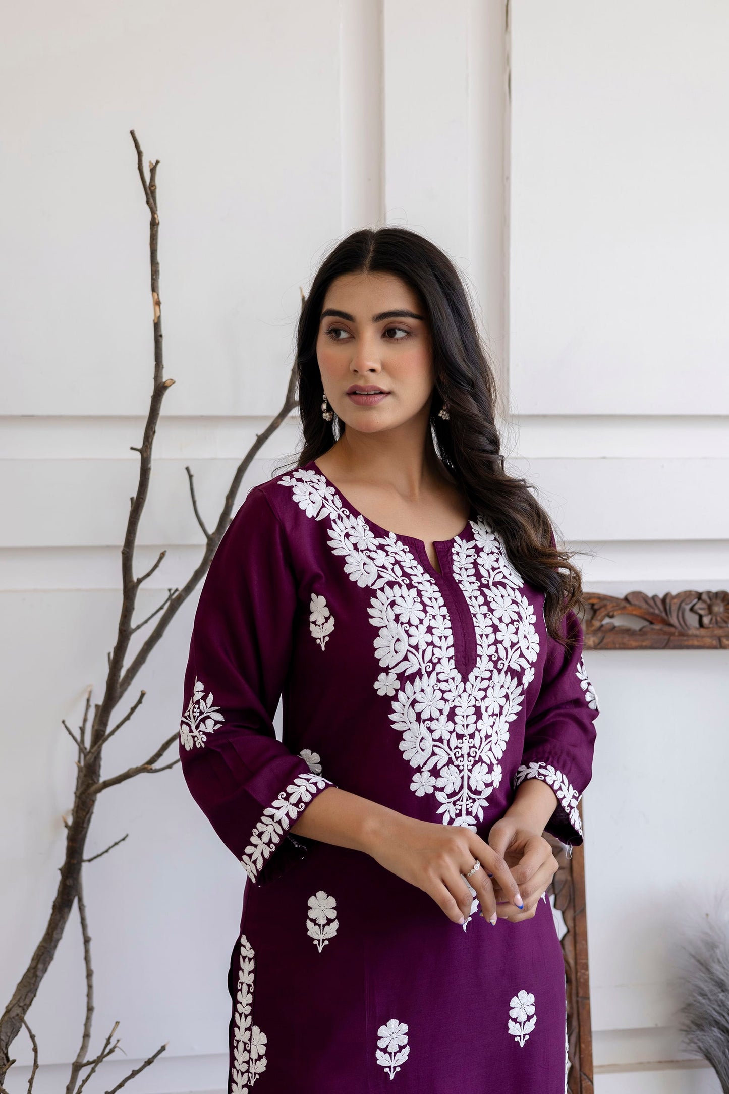 WINE  Women Rayon Embroidered Kurta Set